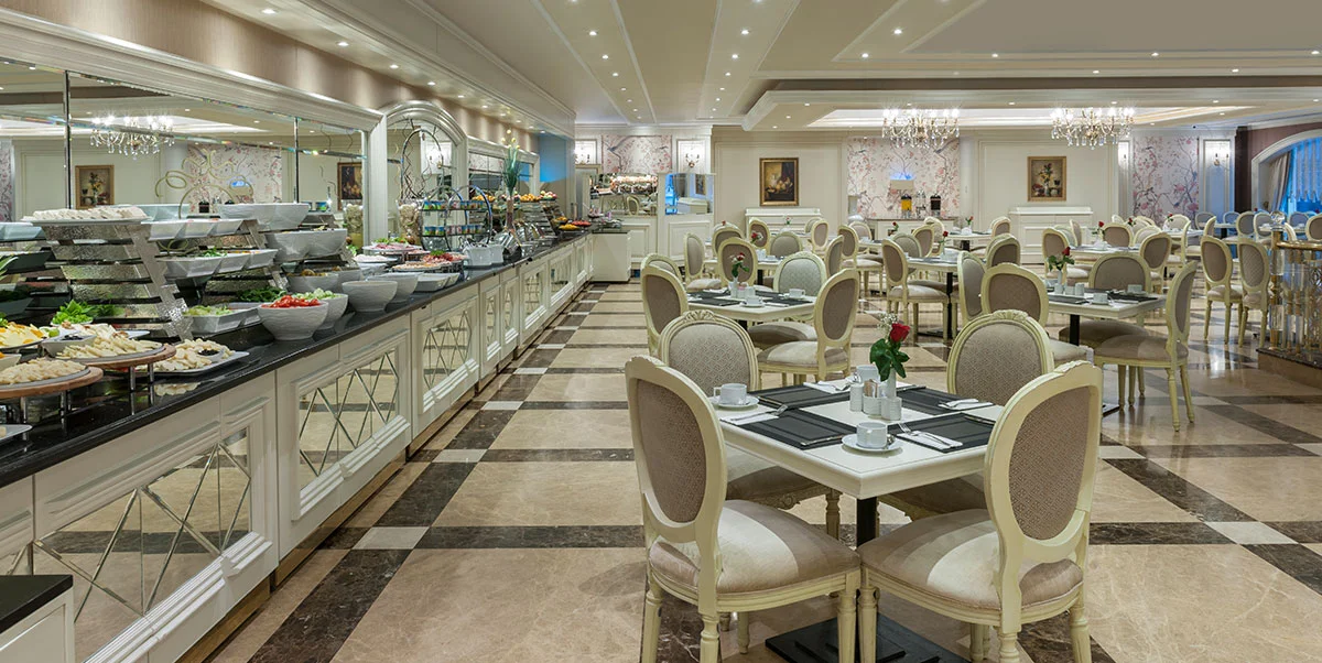 Restaurant & Bar
