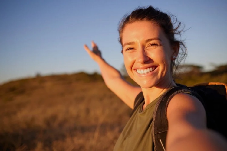 Cultivate an Optimistic Outlook