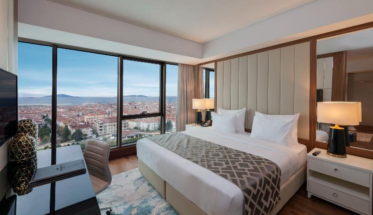 SUITE WITH KING SIZE BED, SEA VIEW 