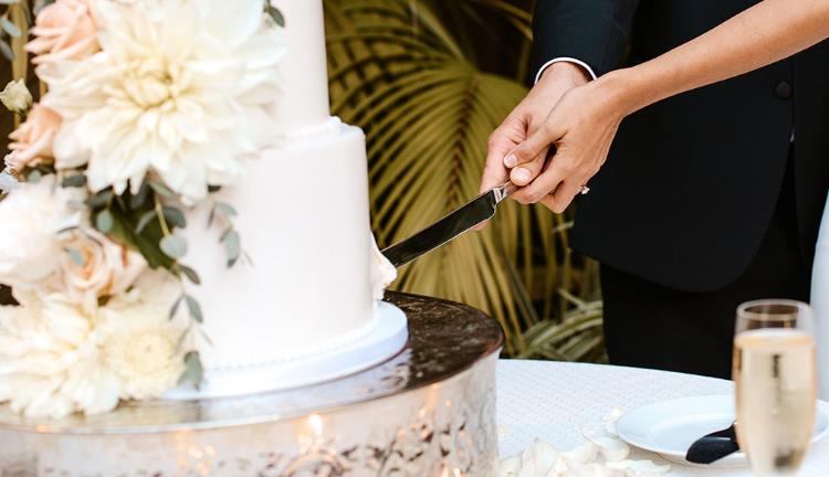 Wedding Cake and Champagne Service