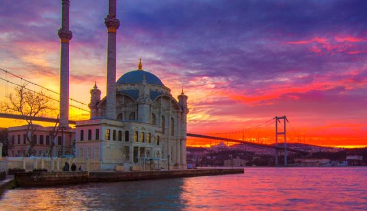 Istanbul All Seasons Beautiful. What is the Most Beautiful Season?