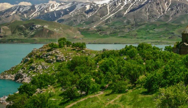 Akdamar Island, One of The Wonders of Van and Its Unknown Story