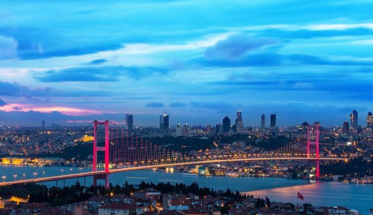 İstanbul Konaklama Rehberi! Nerede Kalınır? Ne Yenir? Nereler Gezilmeli?