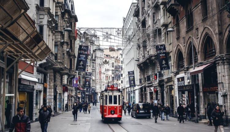 Osmanlı'dan Cumhuriyet'e İstiklal Caddesi’nin Tarihi