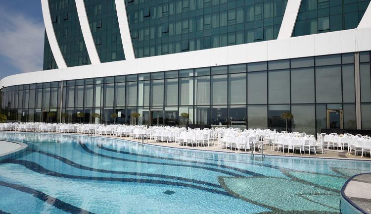 İstanbul Açık- Kapalı Havuzlu Otelleri