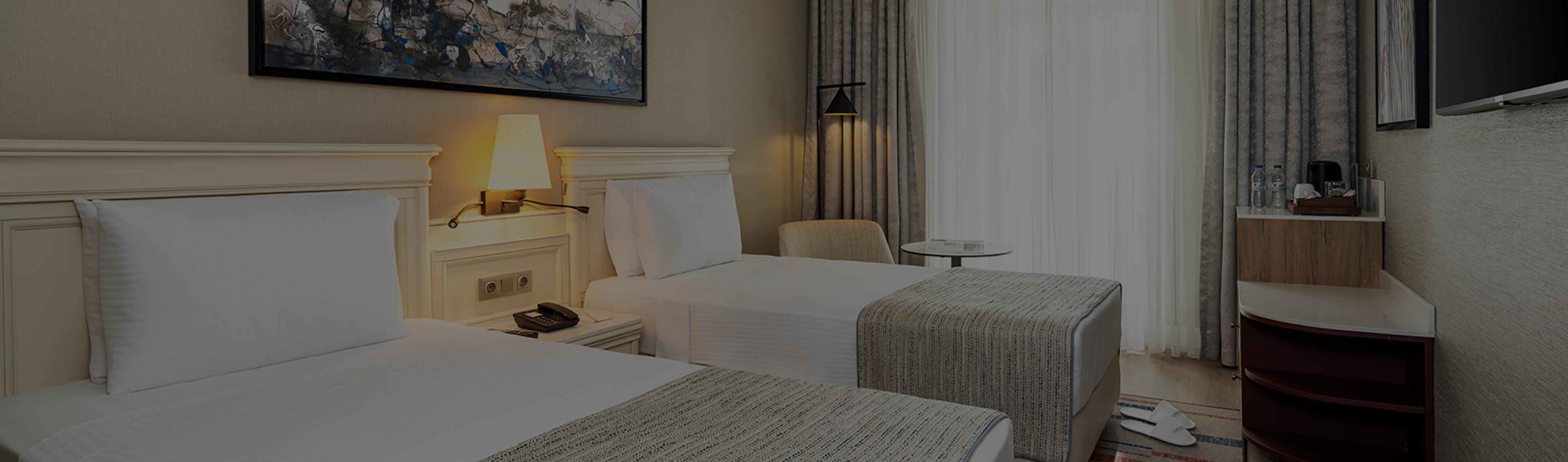 TRENDY ROOM WITH 2 SINGLE BEDS, BALCONY