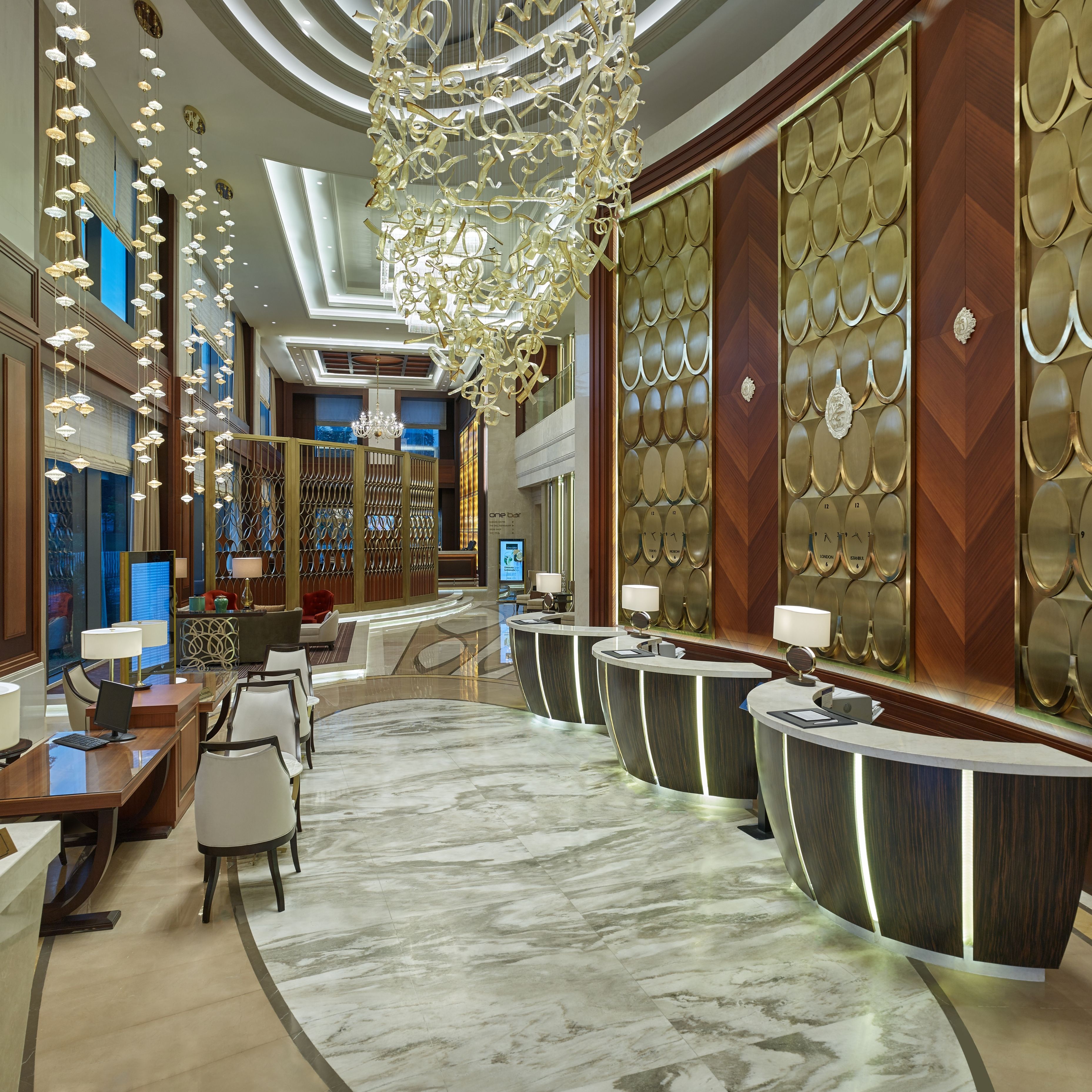 Elite World Grand İstanbul Basın Ekspres, Haute Grandeur Global Awards’tan 8 Ödülle Döndü