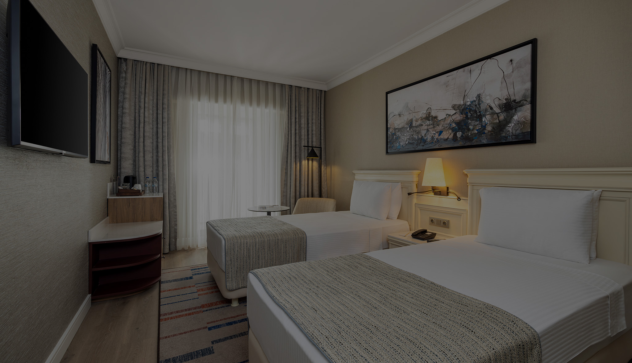 TRENDY ROOM WITH 2 SINGLE BEDS, BALCONY