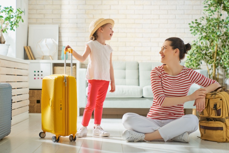 MUST READ THIS ARTICLE BEFORE GOING ON VACATION WITH YOUR CHILD!