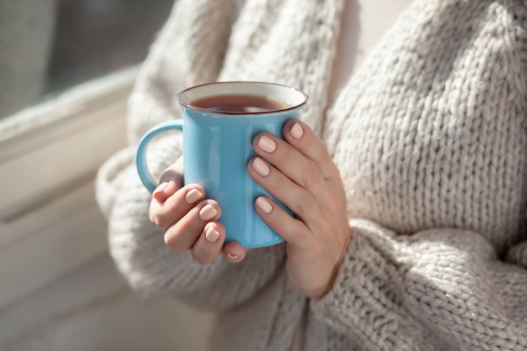8 Beverages That Will Warm Your Heart and Boost Your Energy on Cold Winter Days