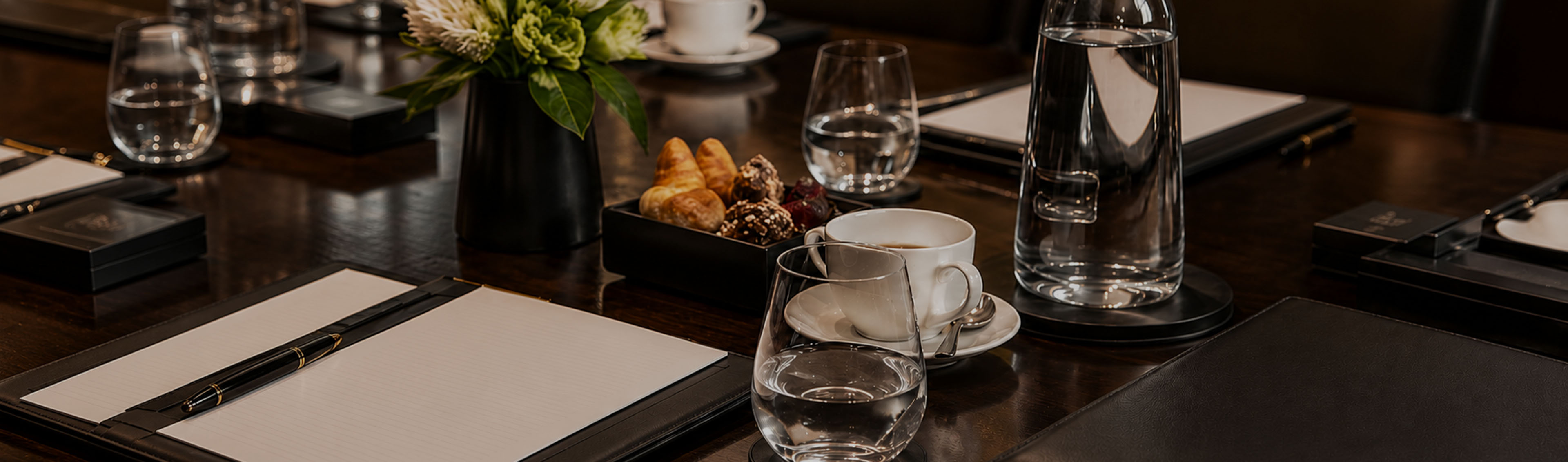 MEETINGS & ORGANIZATIONS
