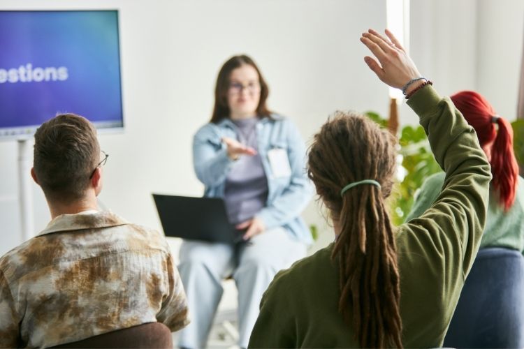 A Program Schedule and Moderation That Foster Interaction