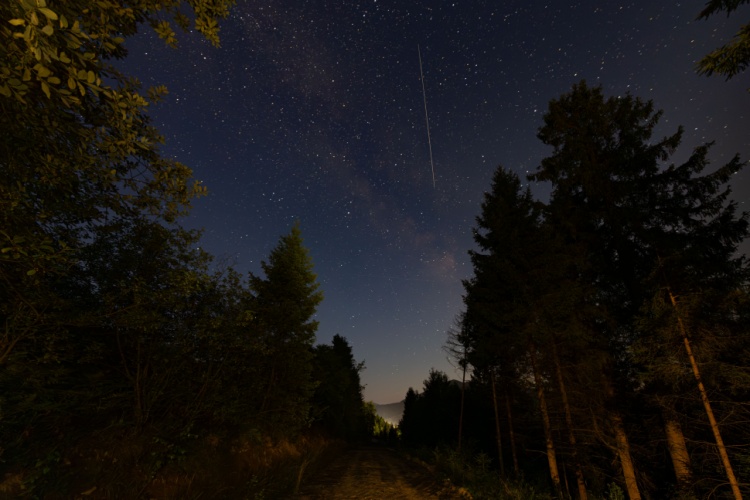 Pleasant Stops for Watching the Stars Far Away from the City Lights