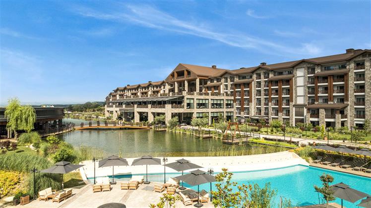 Elite World Grand Sapanca otelinin dış görseli