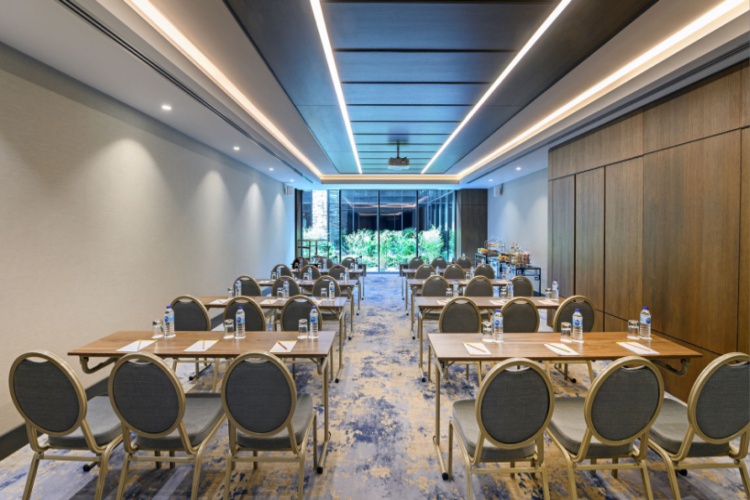 meeting room in Elitre world hotel