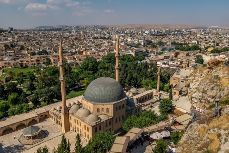 Güneydoğu'nun Tarihi Kalbi: Şanlıurfa Gezi Rehberi