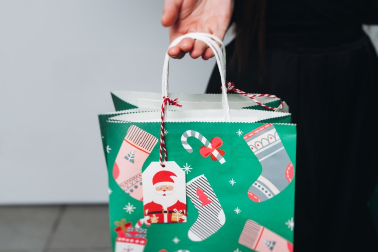 Yılbaşı temalı hediye paketleri