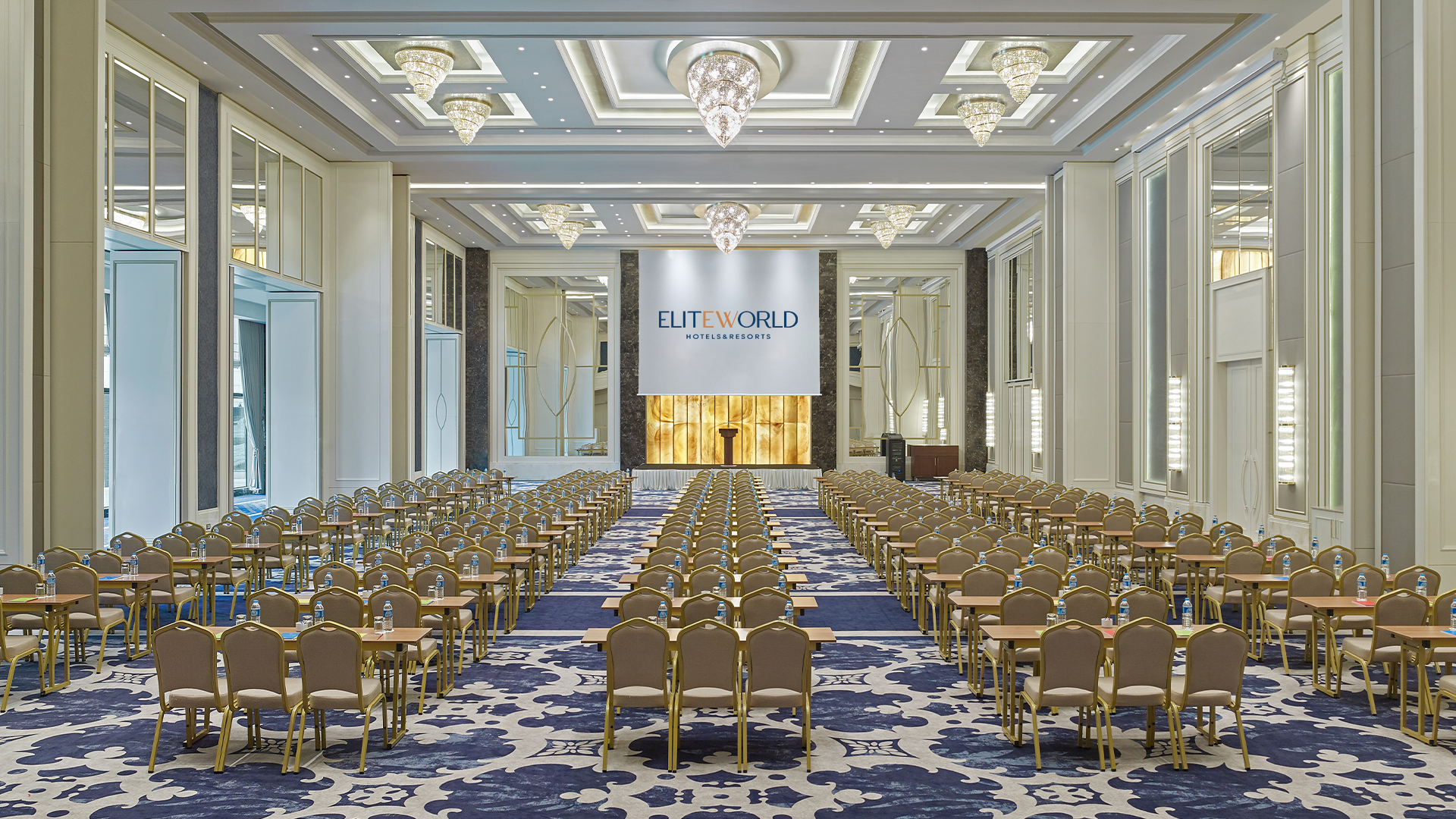Elite World Hotel konferans salonu