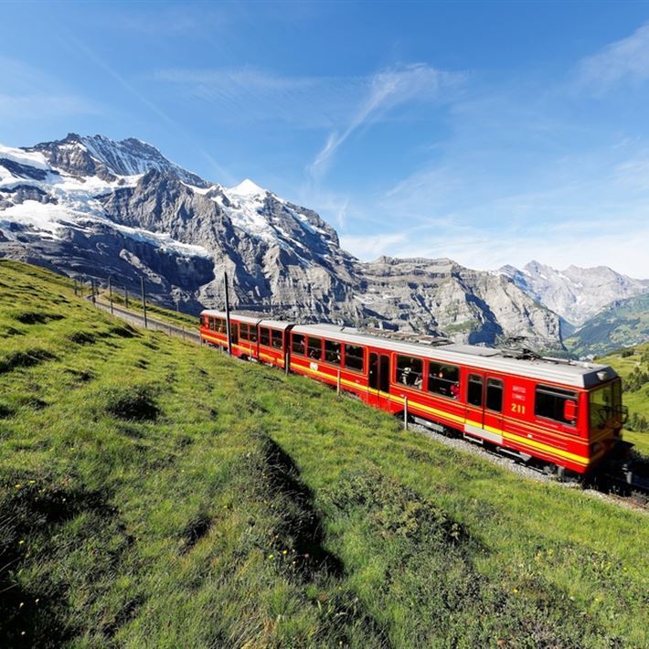 DÜNYANIN DÖRT BİR YANINDAN 10 MUHTEŞEM TREN YOLCULUĞU ROTASI!